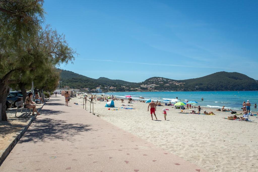 Appartement La Fregate Avec Terrasse A 100M De La Plage Сен-Сір-сюр-Мер Екстер'єр фото